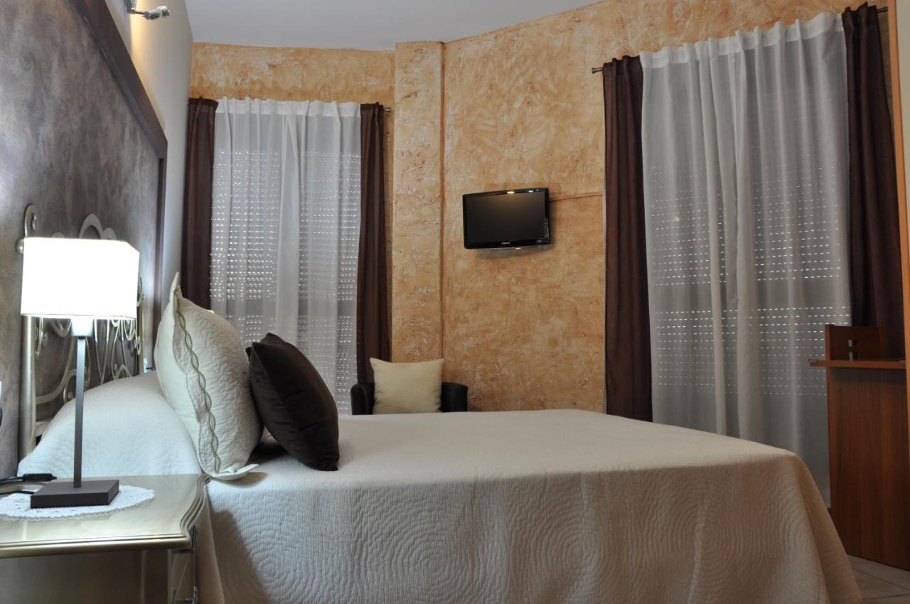 Hostal Rural Letur Bagian luar foto