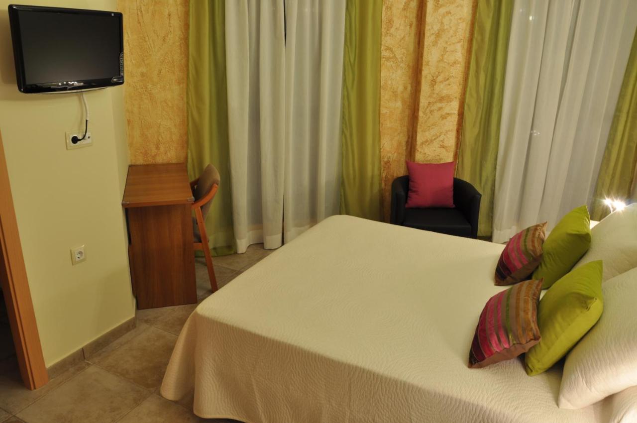 Hostal Rural Letur Bagian luar foto