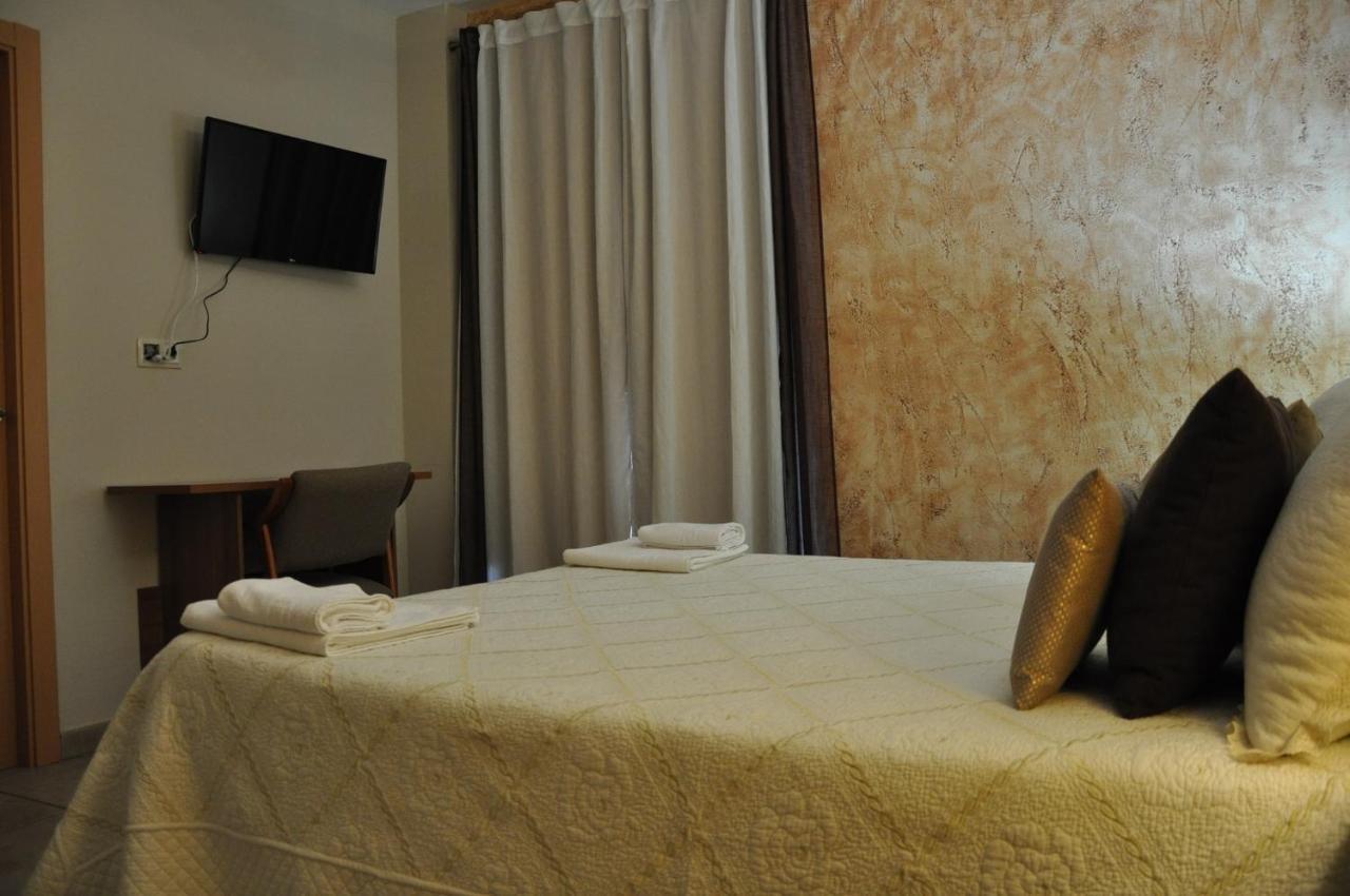 Hostal Rural Letur Bagian luar foto